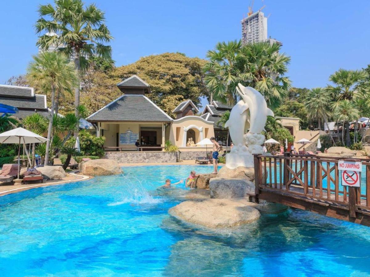 Long Beach Garden Hotel & Pavilions Pattaya Exterior photo